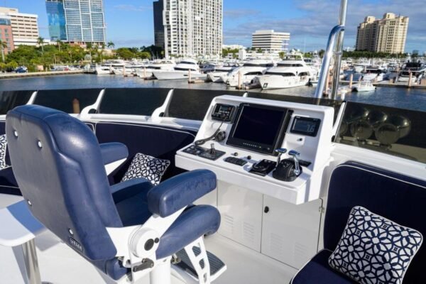 2003 Burger Tri-Deck FOR SALE - Image 17