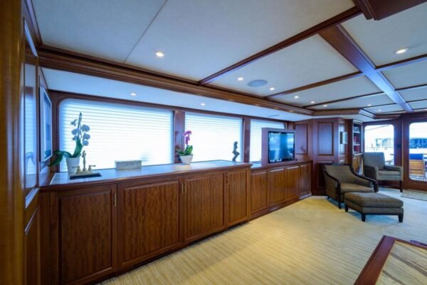 2003 Burger Tri-Deck FOR SALE - Image 18