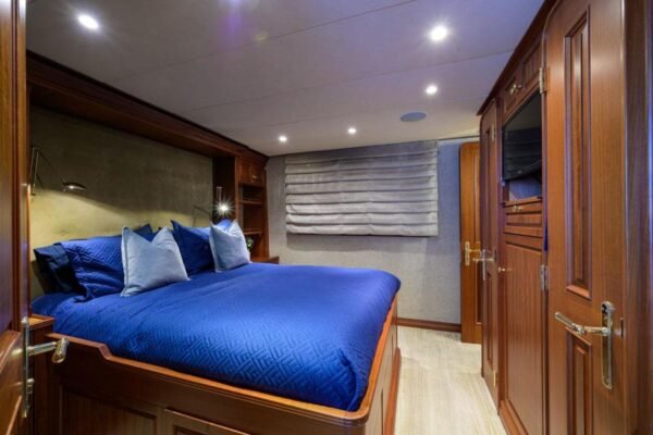 2003 Burger Tri-Deck FOR SALE - Image 23