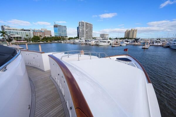 2003 Burger Tri-Deck FOR SALE - Image 33