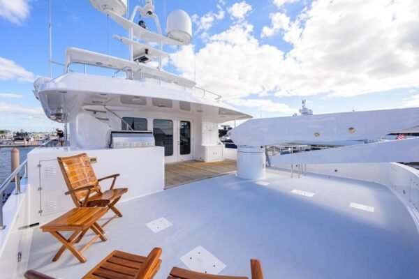 2003 Burger Tri-Deck FOR SALE - Image 40