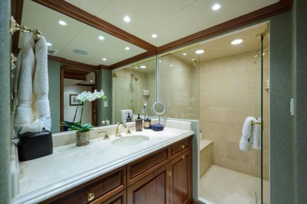 2003 Burger Tri-Deck FOR SALE - Image 42