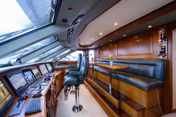 2003 Burger Tri-Deck FOR SALE - Image 7