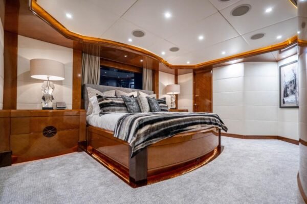 2004 NQEA Yachts FOR SALE - Image 4