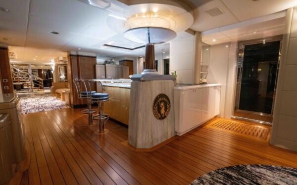 2004 Oceanfast Full Displacement 4 - Image 16