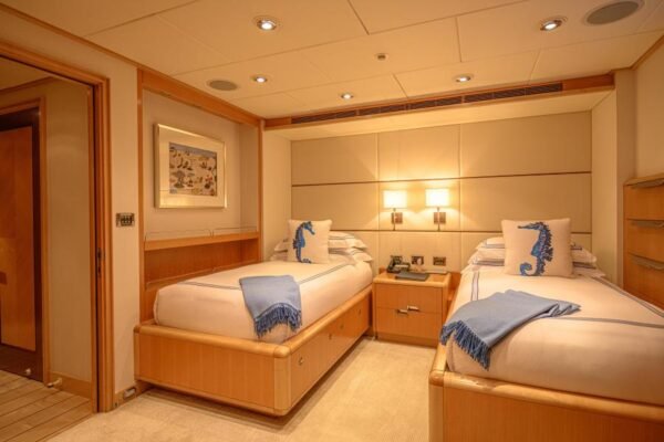 2006 Delta Marine VICTORIA DEL MAR - Image 11