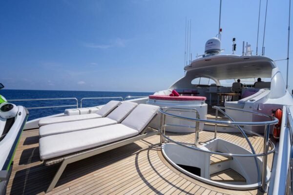 2007 Lazzara Yachts FOR SALE - Image 12