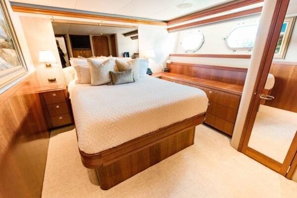 2008 Westport 112 Motor Yacht Exodus - Image 39