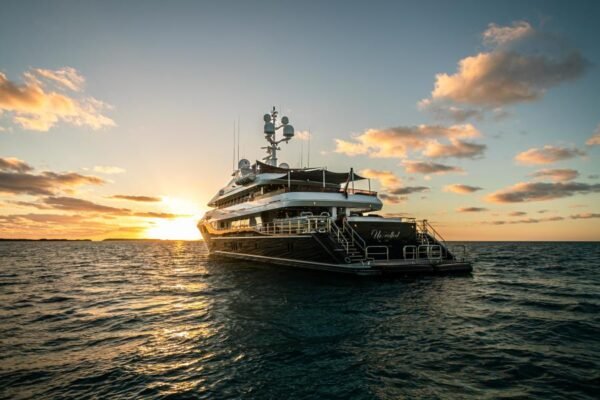 2009 Trinity Yachts UNBRIDLED FOR SALE - Image 2