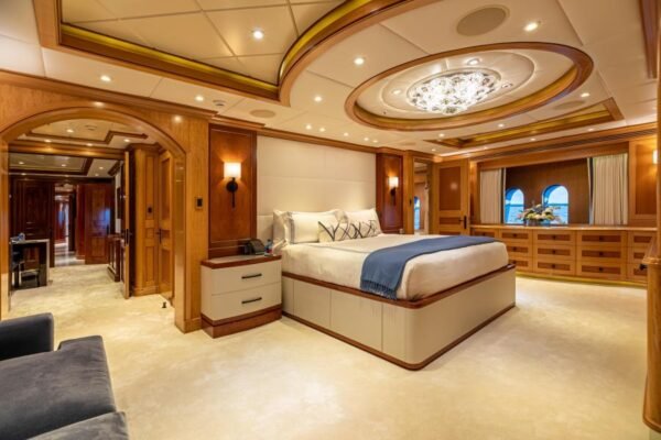 2009 Trinity Yachts UNBRIDLED FOR SALE - Image 17