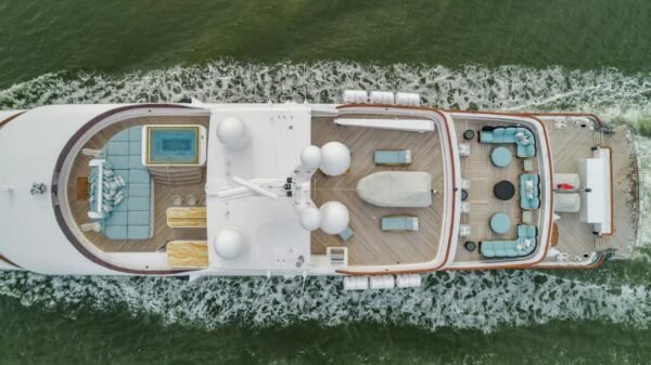 2009 Trinity Yachts UNBRIDLED FOR SALE - Image 21