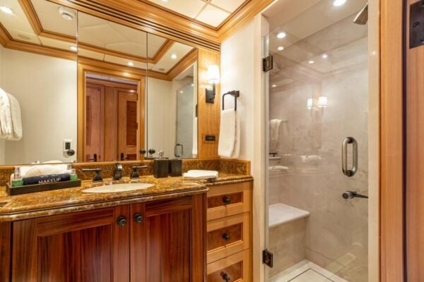 2009 Trinity Yachts UNBRIDLED FOR SALE - Image 26