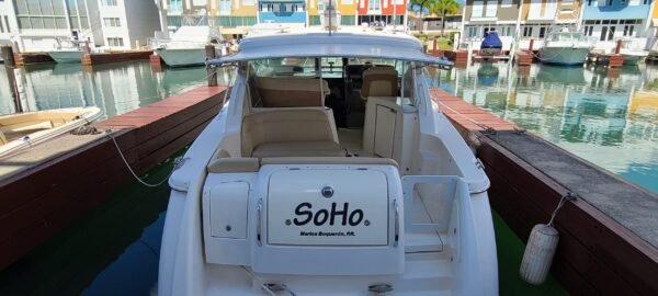 2011 Tiara Yachts 3500 Sovran LE SOHO - Image 21