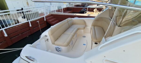 2011 Tiara Yachts 3500 Sovran LE SOHO - Image 23