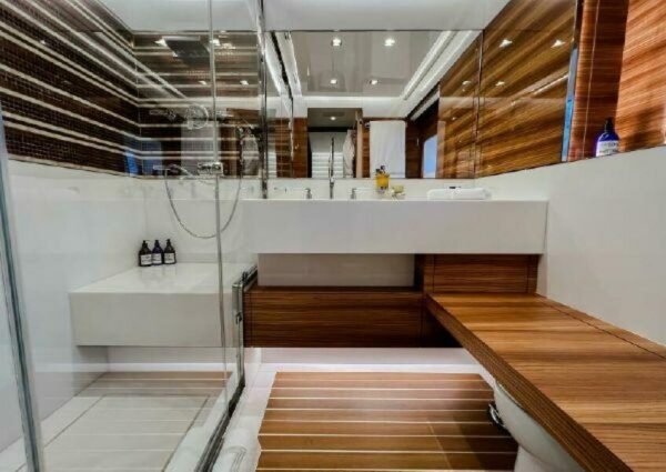 2018 Mangusta FOR SALE - Image 4
