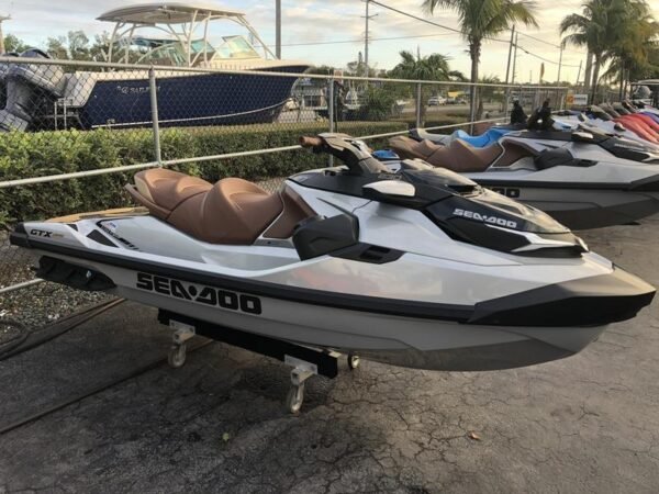 2019 Sea-Doo GTX Limited 230 Rotax® 1500 HO ACE™ - Image 3
