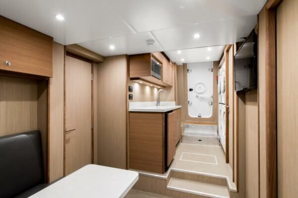 2020 Crescent Raised Pilot House CRESCENT LADY FOR SALE - Image 7