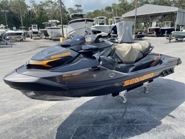 2022 Sea-Doo GTX 230 With iBR, iDF and audio