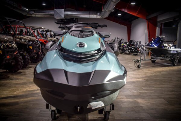 2023 SeaDoo Wake 170 With BRP Premium Audio, iDF, iBR - Image 2