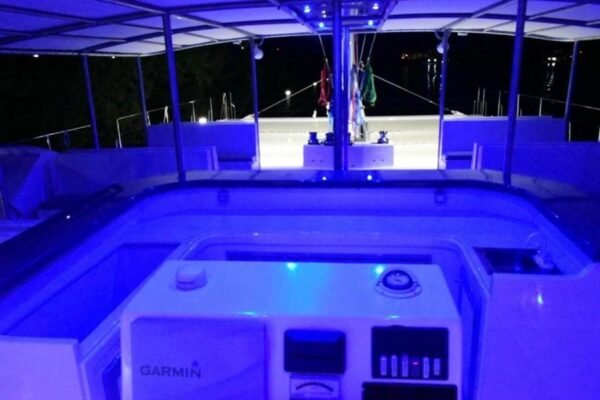Compass 82 - Image 16