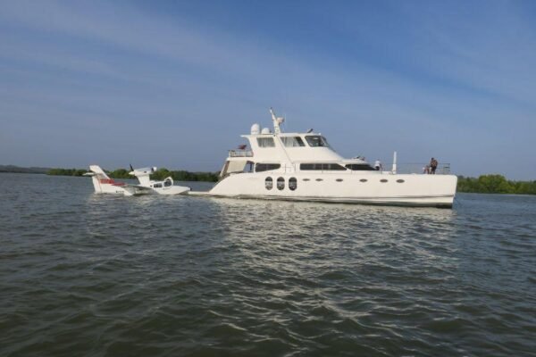 Power Play Power Boat - Image 8