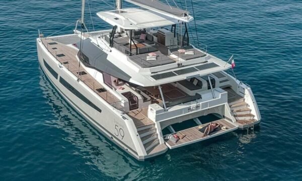 2024 Fountaine Pajot Samana - Image 5