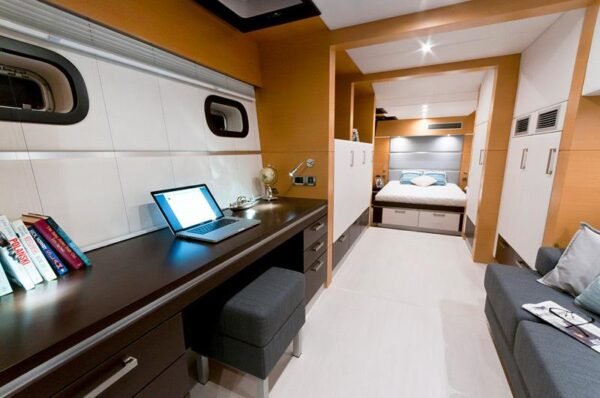 Sunreef 70 Sailing Mulan - Image 14