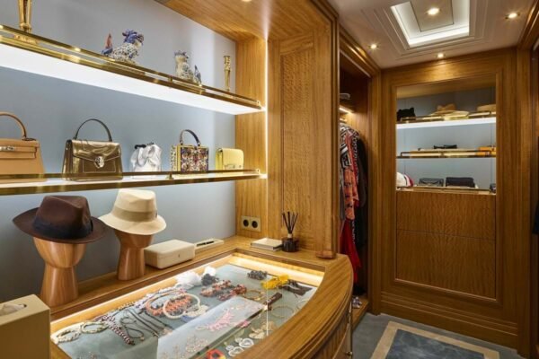 AURORA Motor yacht for sale - Image 17