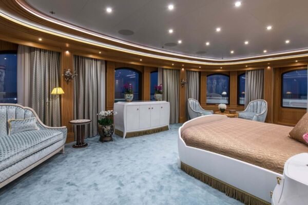 AURORA Motor yacht for sale - Image 14