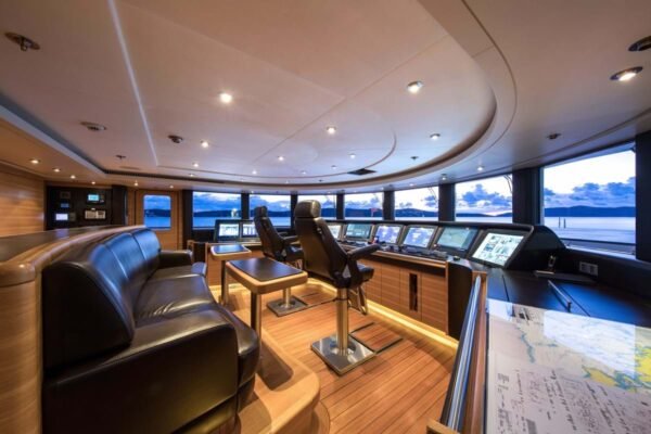 CAIPIRINHA Motor yacht for sale - Image 19