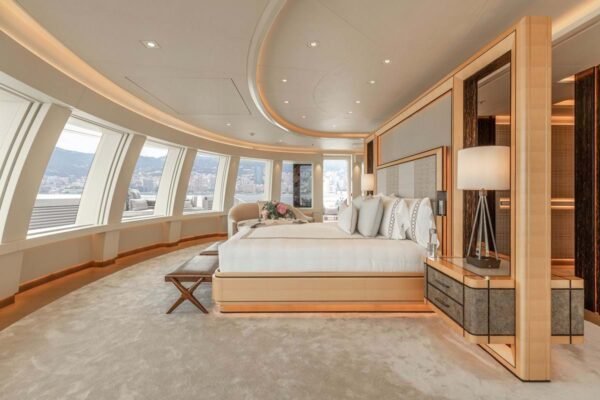 CLOUD 9 Motor yacht for sale - Image 7