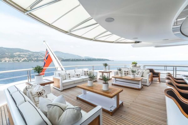 CLOUD 9 Motor yacht for sale - Image 30