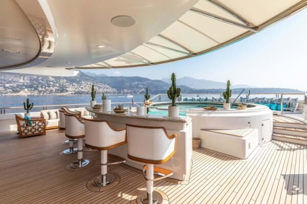 CLOUD 9 Motor yacht for sale - Image 28
