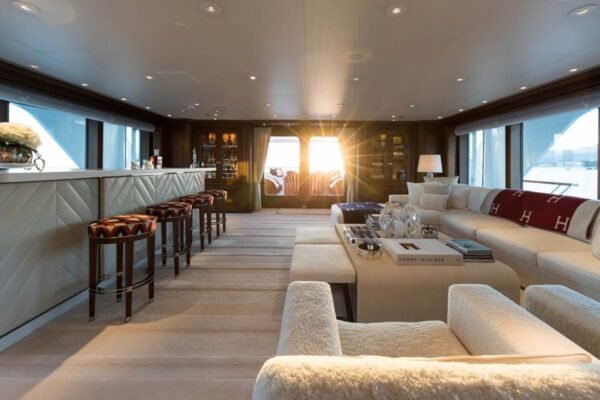 FLAG Motor yacht for sale - Image 4