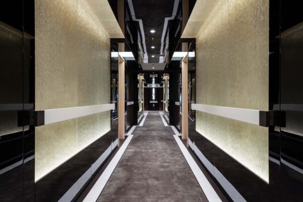 ILLUSION PLUS Motor yacht for sale - Image 6