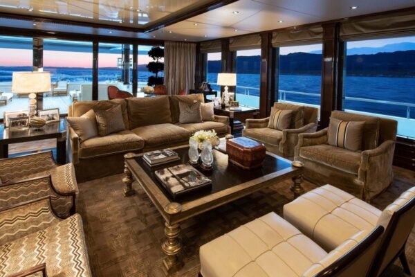 INVICTUS Motor yacht for sale - Image 3