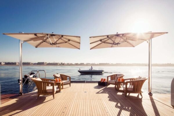 INVICTUS Motor yacht for sale - Image 16