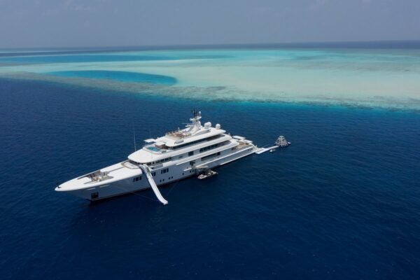 LADY E Motor yacht for sale - Image 2