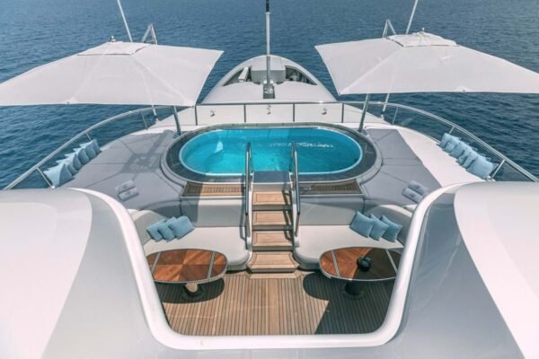 LADY E Motor yacht for sale - Image 32