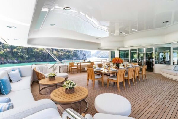 LADY E Motor yacht for sale - Image 31