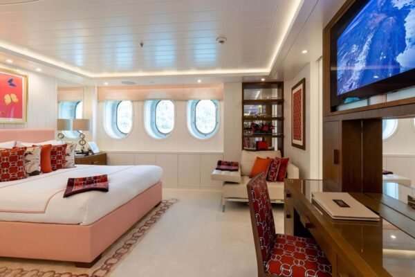 LADY E Motor yacht for sale - Image 13