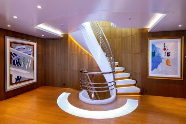 LADY E Motor yacht for sale - Image 12