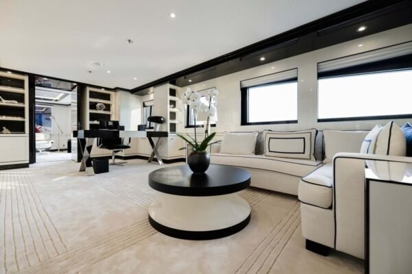 PAPA Motor yacht for sale - Image 7