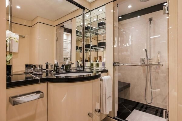 PAPA Motor yacht for sale - Image 17