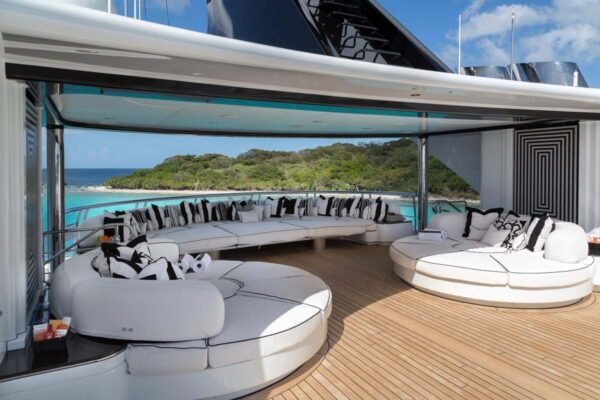 PHOENIX 2 Motor yacht for sale - Image 2