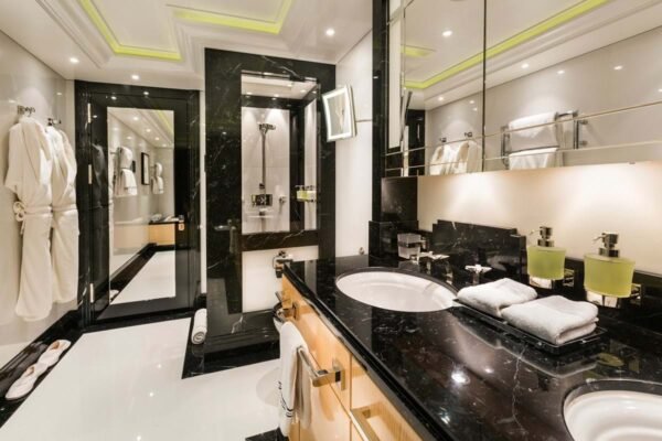 PHOENIX 2 Motor yacht for sale - Image 19