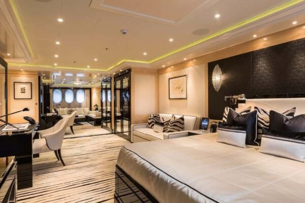 PHOENIX 2 Motor yacht for sale - Image 40