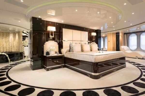 PHOENIX 2 Motor yacht for sale - Image 41