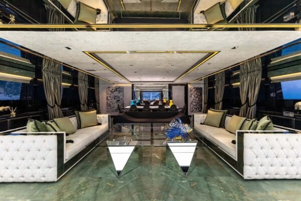 SARASTAR Motor yacht for sale - Image 12