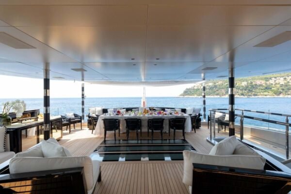 SARASTAR Motor yacht for sale - Image 21